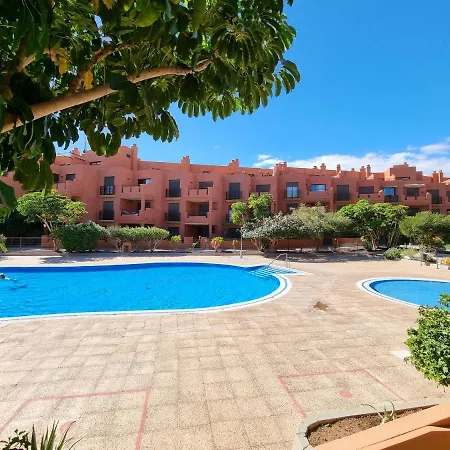 Casa Soleada Close To The Sea + Beach, Wifi, 2 Pools, Terrace, Sea View, Sat-tv * Granadilla De Abona